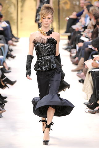 Strapless negro drapeado pantalon con volados amplios Louis Vuitton